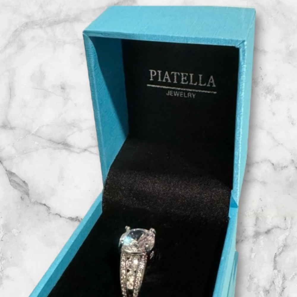 🆕 Piatella Women’s ring, 2 carat cut, accents , 14k gold plated  setti… - Picture 10 of 15